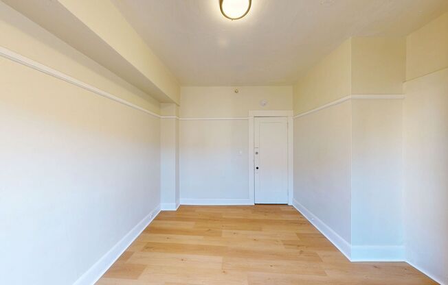 Studio, , 120 sqft, $1,150, Unit 32