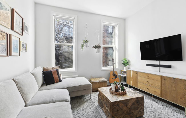 406 W 46 ST