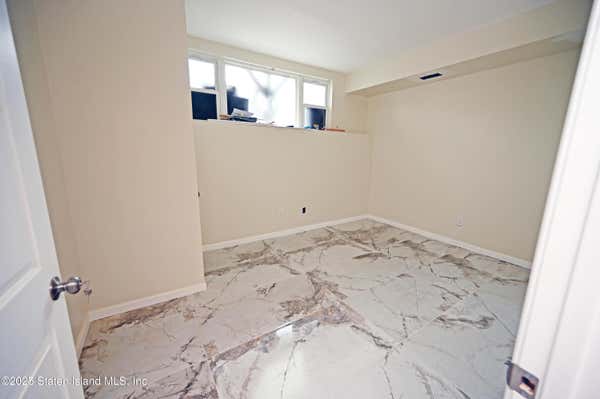 3 ALT LUDWIG LN