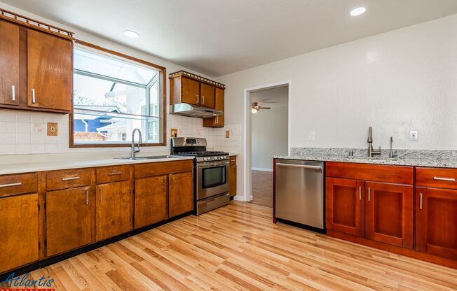 Lovely Home | Hardwood Flooring | Bonus Room