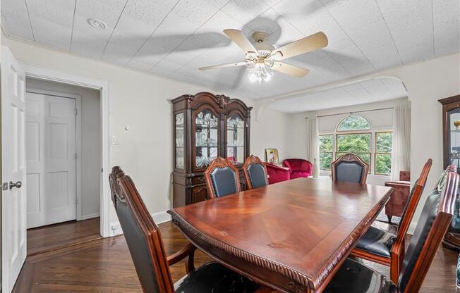 46 KENMORE RD
