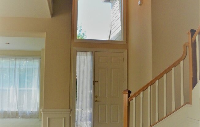 **PENDING** Wonderful West Linn Home!