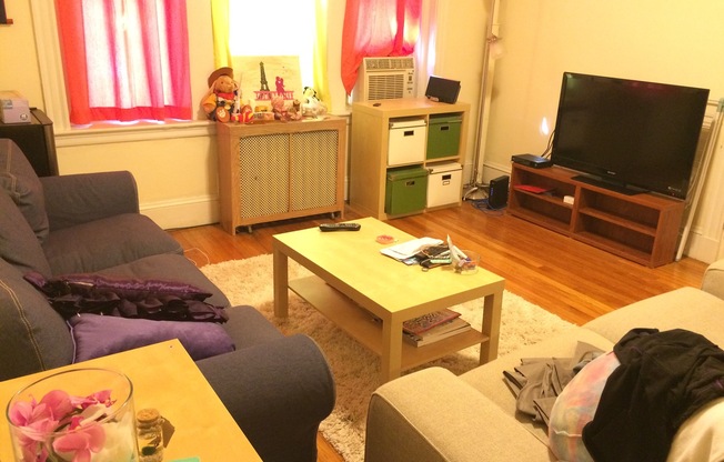 1 bed, 1 bath, 614 sqft, $2,500, Unit 03-007