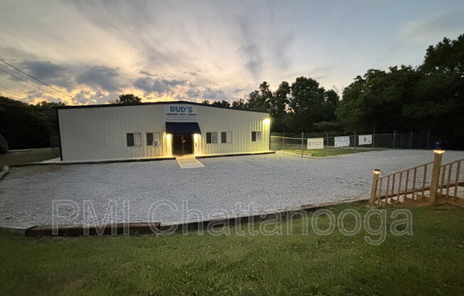 5325 OLD HIXSON PIKE