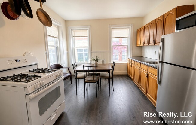 109 WINDSOR ST