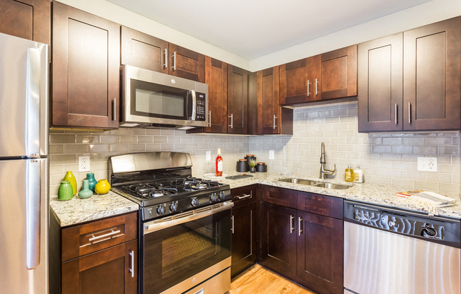 The Crossings at St. Charles Apartments Kitchen