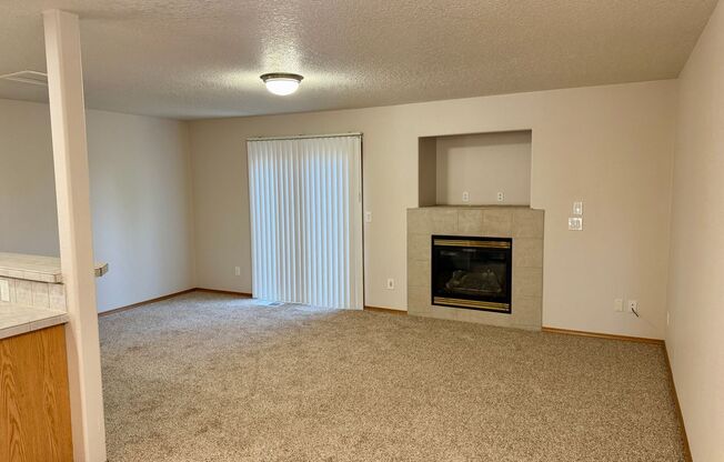 Super Crisp 3 Bedroom House, all new finishes throughout