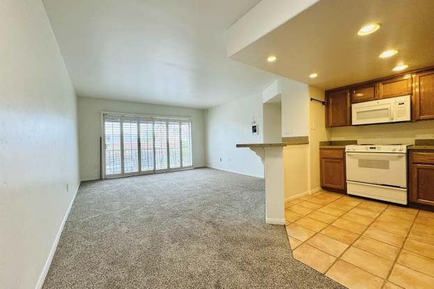 360 ROSECRANS ST