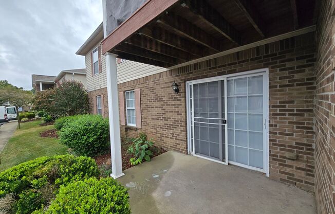 2 beds, 2 baths, $1,150, Unit #1