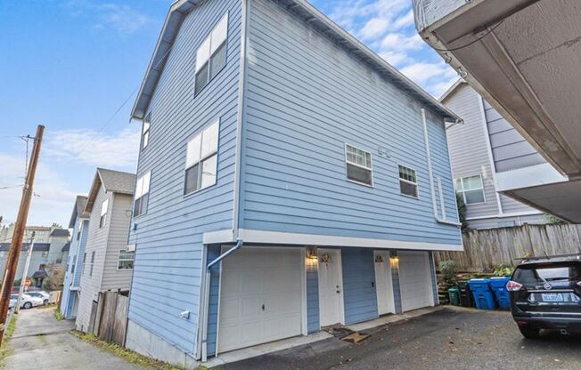 Newly updated 2bd Townhome!