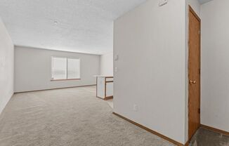 621 NE KANE DR