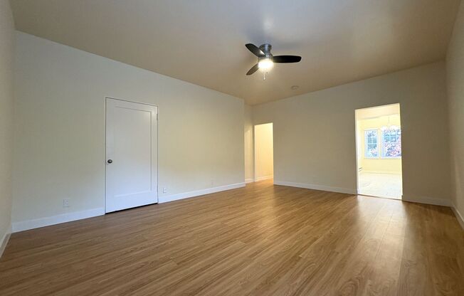 Bright & Updated Junior One Bedroom in Prime Palo Alto Location