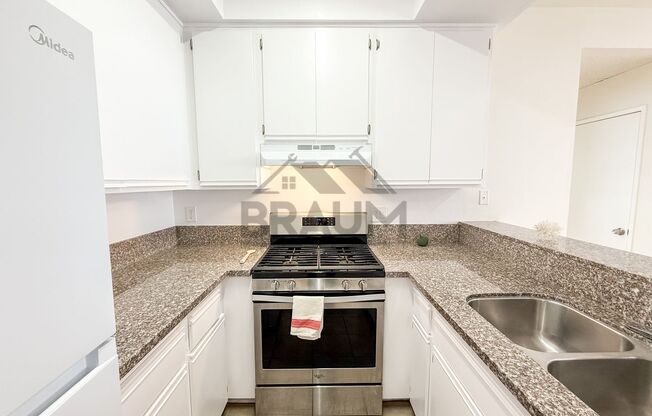 2 beds, 2 baths, 1,000 sqft, $2,495, Unit 210