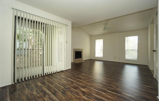 One bedroom condo, leasing now!