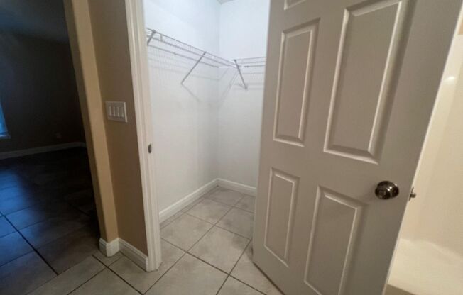 2 beds, 2 baths, $1,595