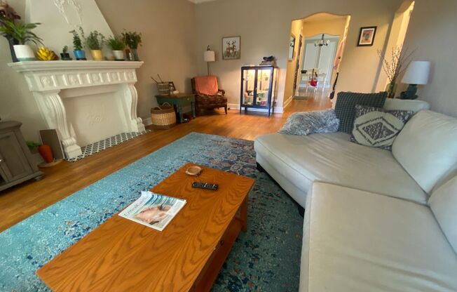 2562 Prospect