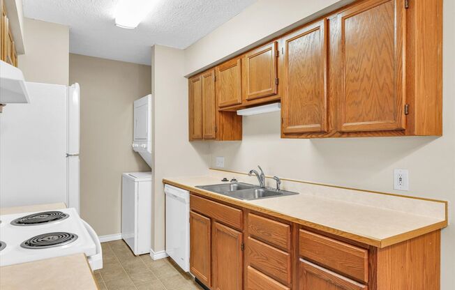 2 beds, 2 baths, 1,014 sqft, $1,194, Unit K7