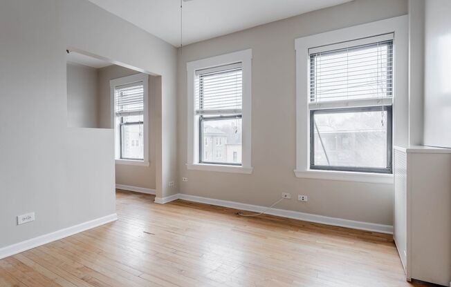 1 bed, 1 bath, 450 sqft, $1,595, Unit 4715-23S