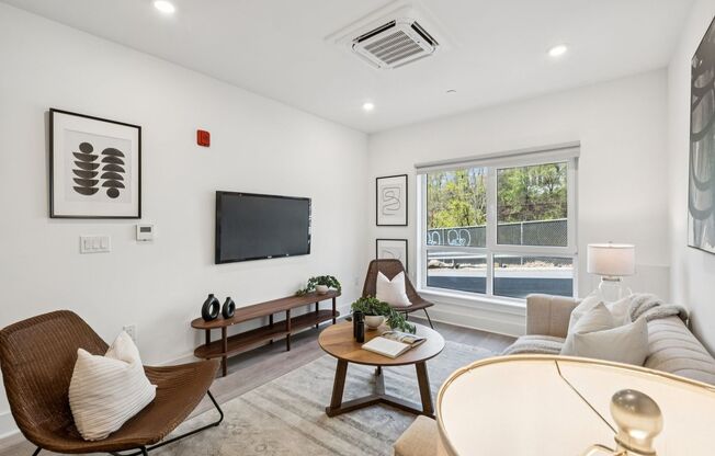 1 bed, 1 bath, 590 sqft, $1,540, Unit D210