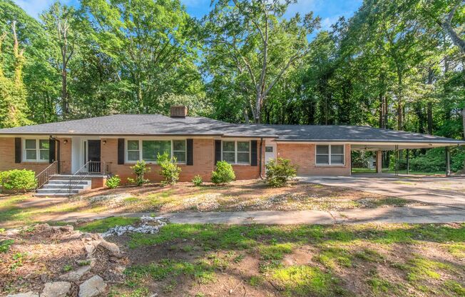 Spacious 4 Bed 3 Bath SFH!