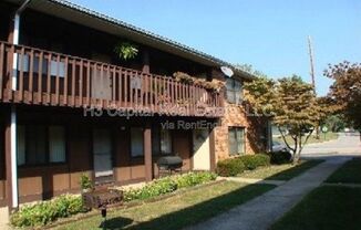 2407 FRANK SCOTT PKWY