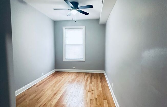 2 beds, 2 baths, 1,350 sqft, $2,900, Unit 4452-1