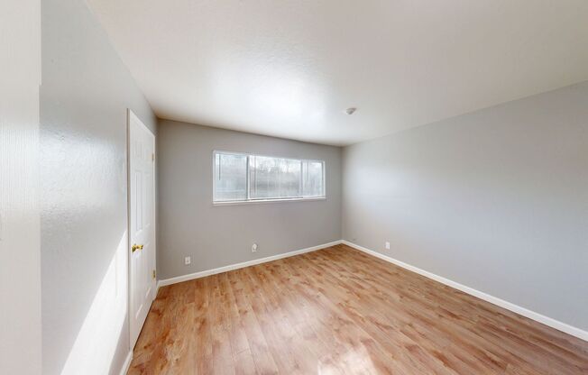 2 beds, 1 bath, 715 sqft, $2,450, Unit 625-6