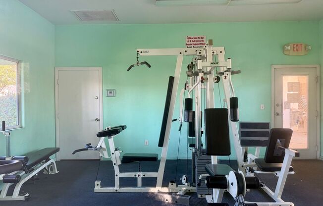 2 beds, 2 baths, $1,300, Unit # 2024