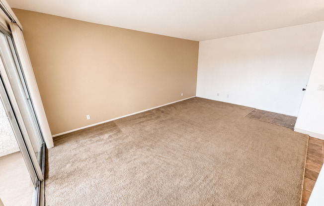 1 bed, 1 bath, 630 sqft, $2,035, Unit 26