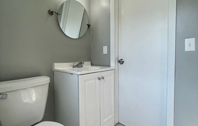 Beautiful 6 bedroom 2 bathroom house