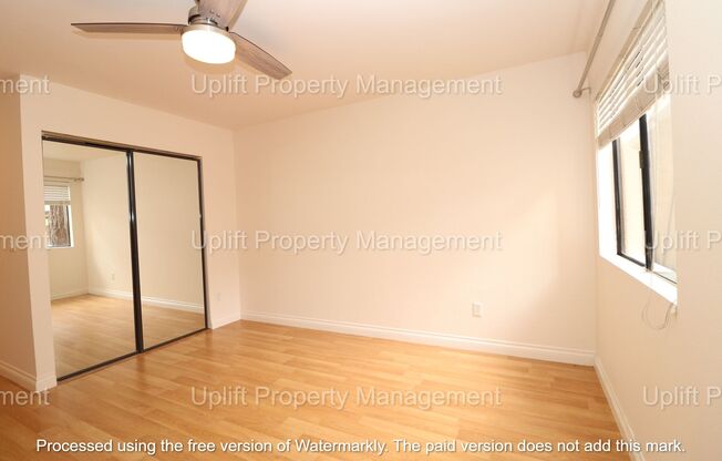 1 Bed 1 Bath downstairs unit Available NOW!! MOVE IN SPECIAL~$400 OFF FIRST MONTH'S RENT!