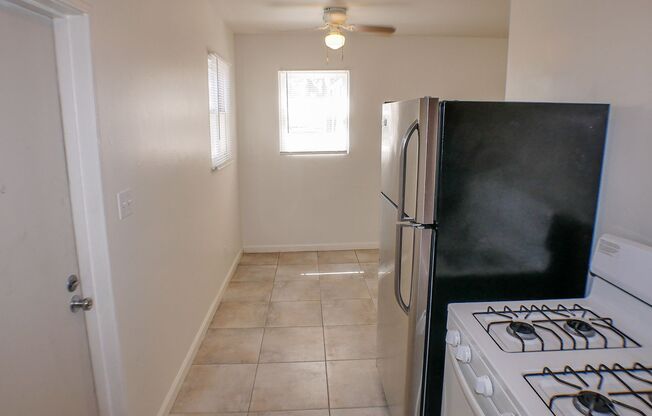 1 bed, 1 bath, 550 sqft, $1,995