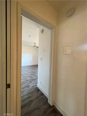 1 bed, 1 bath, 700 sqft, $2,300