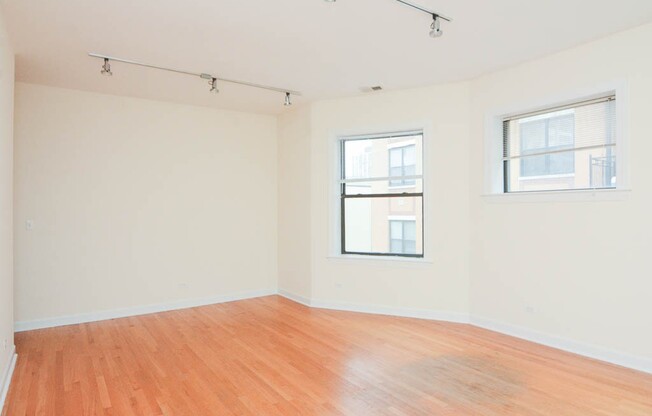 4713 SHERIDAN