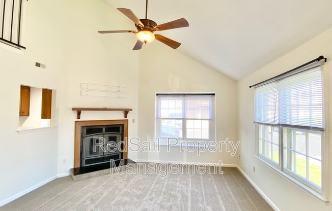 109 PKWY DR