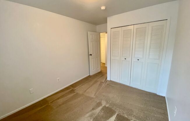 2 beds, 1 bath, 900 sqft, $1,145, Unit #3