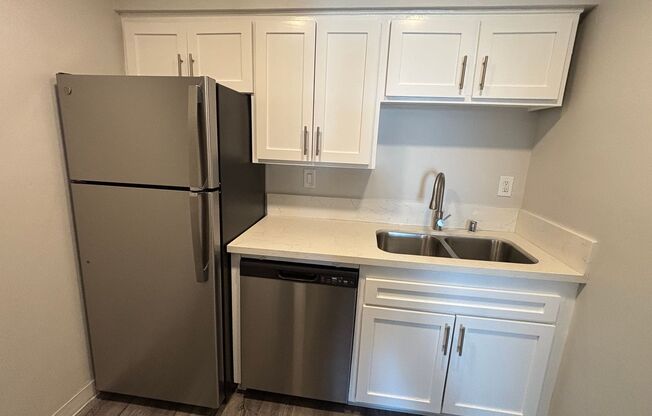 3 beds, 1 bath, 1,250 sqft, $2,398, Unit 310