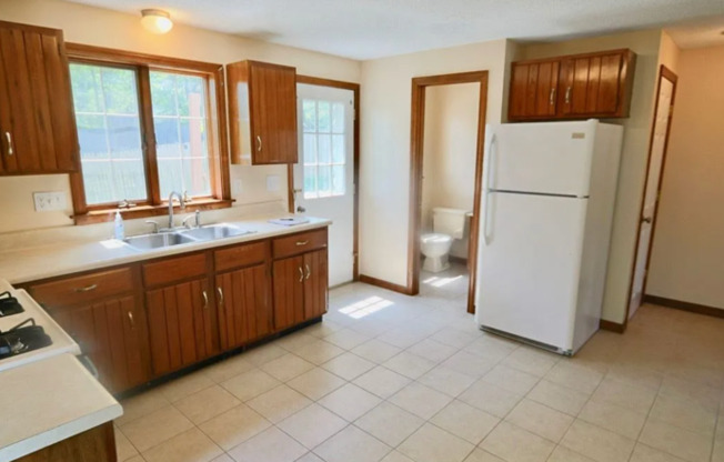 9 11 HAMAR DR