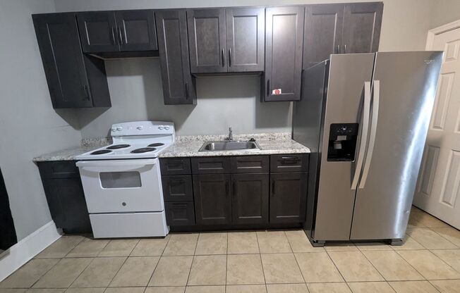 3 beds, 1 bath, $1,250