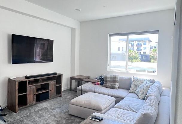 Move in special! $500 off first months rent!