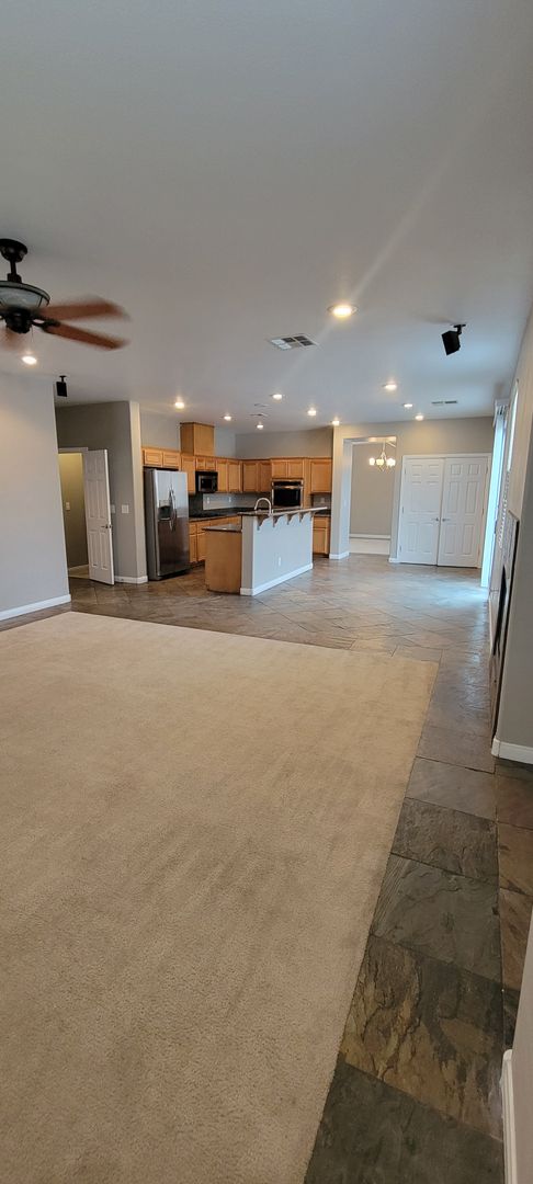 5BDR/ 4BTH Lone Mountain Home Available For Rent