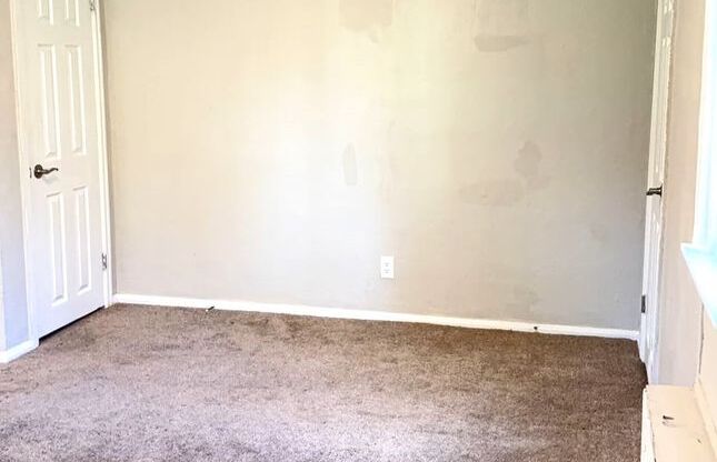 1 bed, 1 bath, 800 sqft, $1,295, Unit Unit 9-D