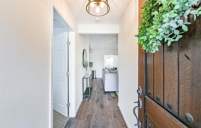 802 MARY ANN DR