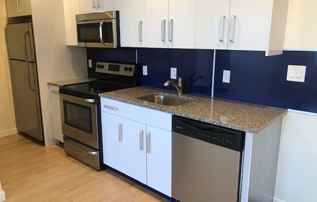 2 beds, 1 bath, 650 sqft, $1,750, Unit 603