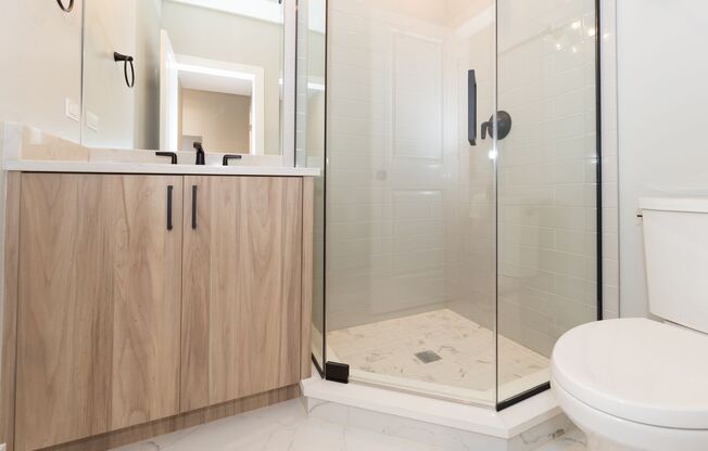 2 beds, 1 bath, 922 sqft, $2,795, Unit 2535-3