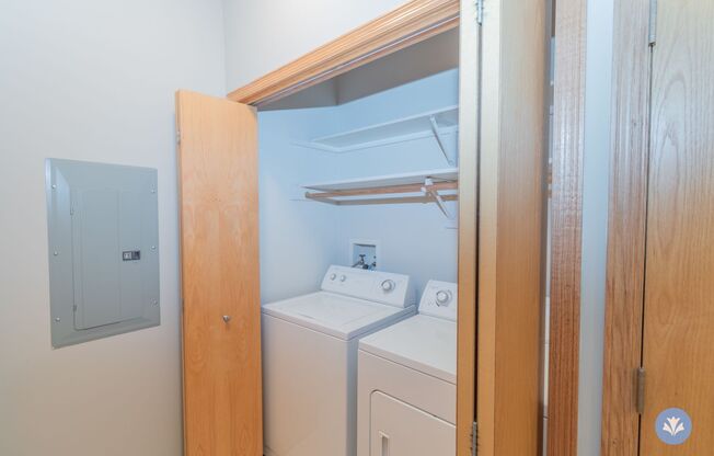 1 bed, 1 bath, 639 sqft, $1,085, Unit CT-10