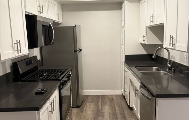 350 N Crescent Drive