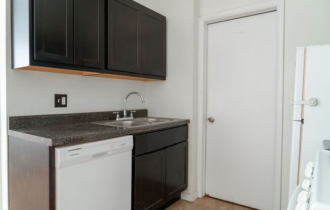 1 bed, 1 bath, 375 sqft, $1,425, Unit 4615-GB