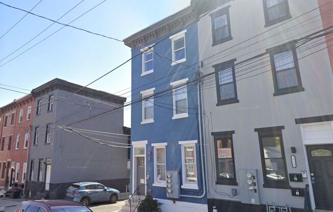 Wylie St 1722
