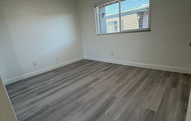 1 bed, 1 bath, 525 sqft, $1,925, Unit 9165-9